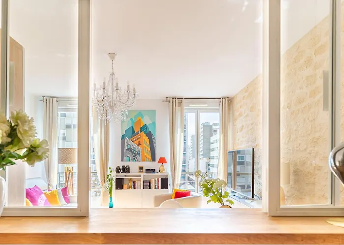 Guestready - Bright In Centre W/ Parking Apartment Bordeaux