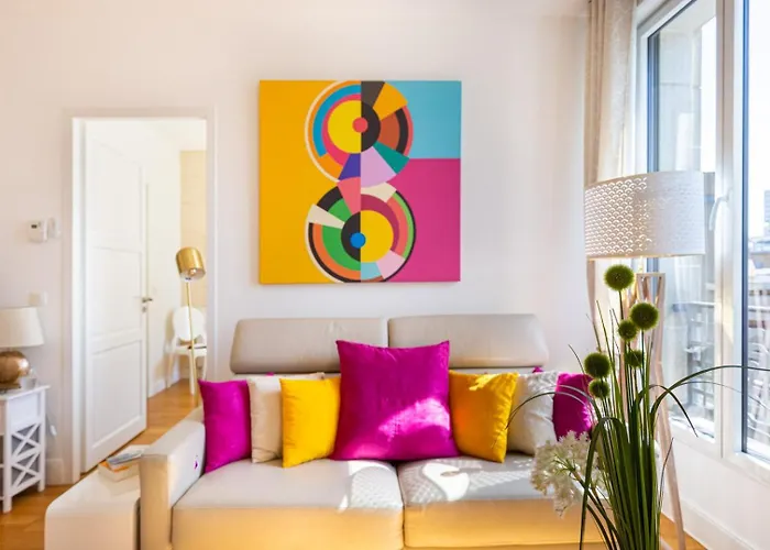 Guestready - Bright In Centre W/ Parking